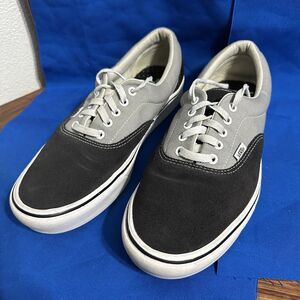 Vans Era Low Top Skate Shoes Black Gray Men’s US 11.5 Worn Once